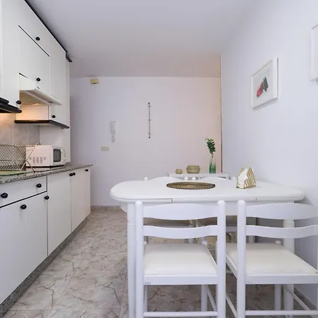 Apartamentos Luisa Arzua Exterior photo